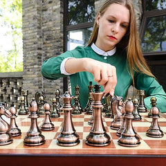 كبيرة معدنية فاخرة الشطرنج الرجعية النحاس مطلي سبائك الشطرنج الكبار مجموعة مجلس لعبة صندوق تخزين خشبي قابل للطي مجموعة الشطرنج، من ال اي ان جي دبليو اي اي، اديوكيشنال