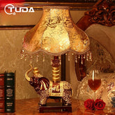 TUDA European Style Vintage Retro Resin Elephant Table Lamp