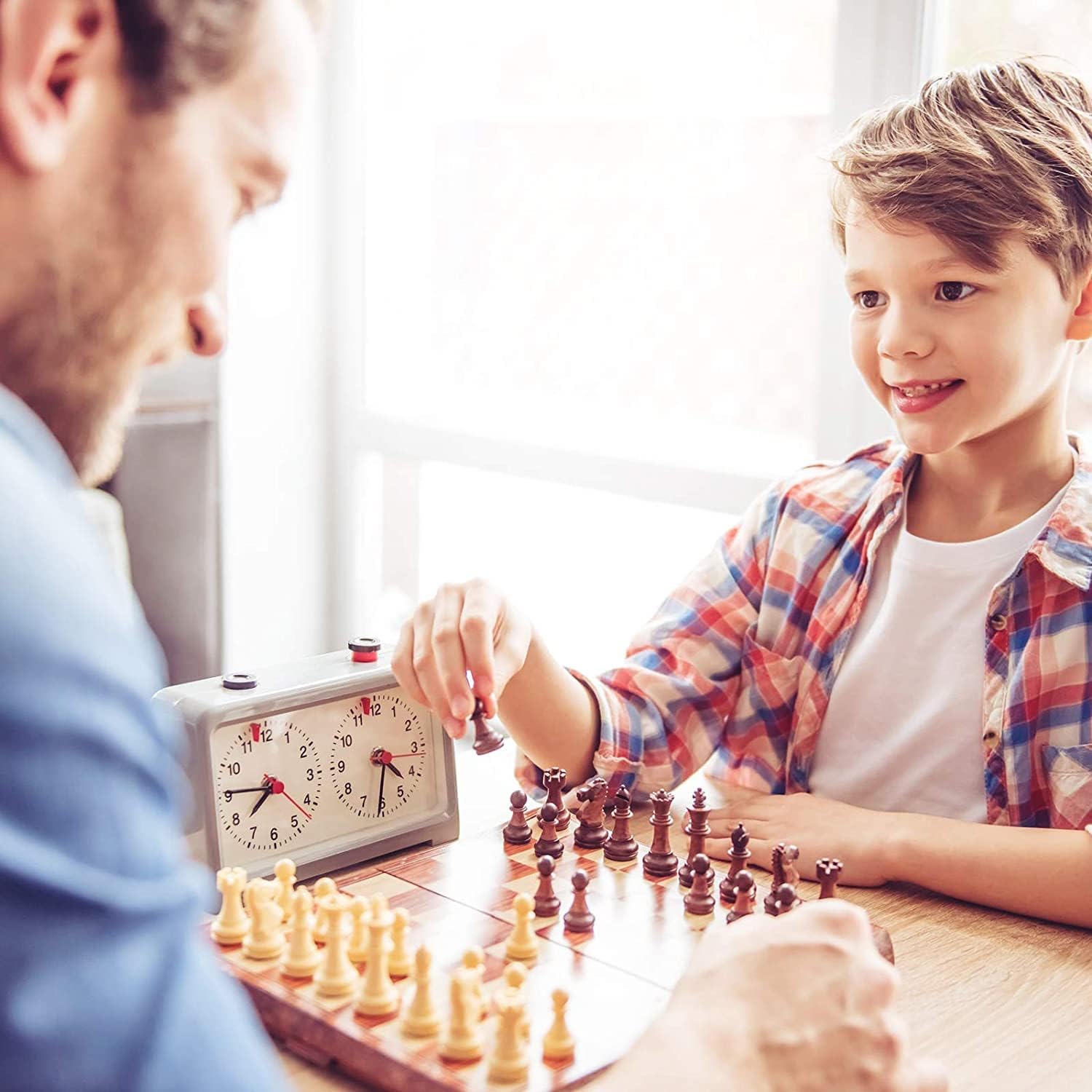 اماتير مجموعة شطرنج خشبية مغناطيسية 15.4 انش، مجموعة العاب لوح محمولة قابلة للطي مع قطع شطرنج مصنوعة يدويا من اللباد العاب تعليمية للبالغين والمراهقين، من اميرتير