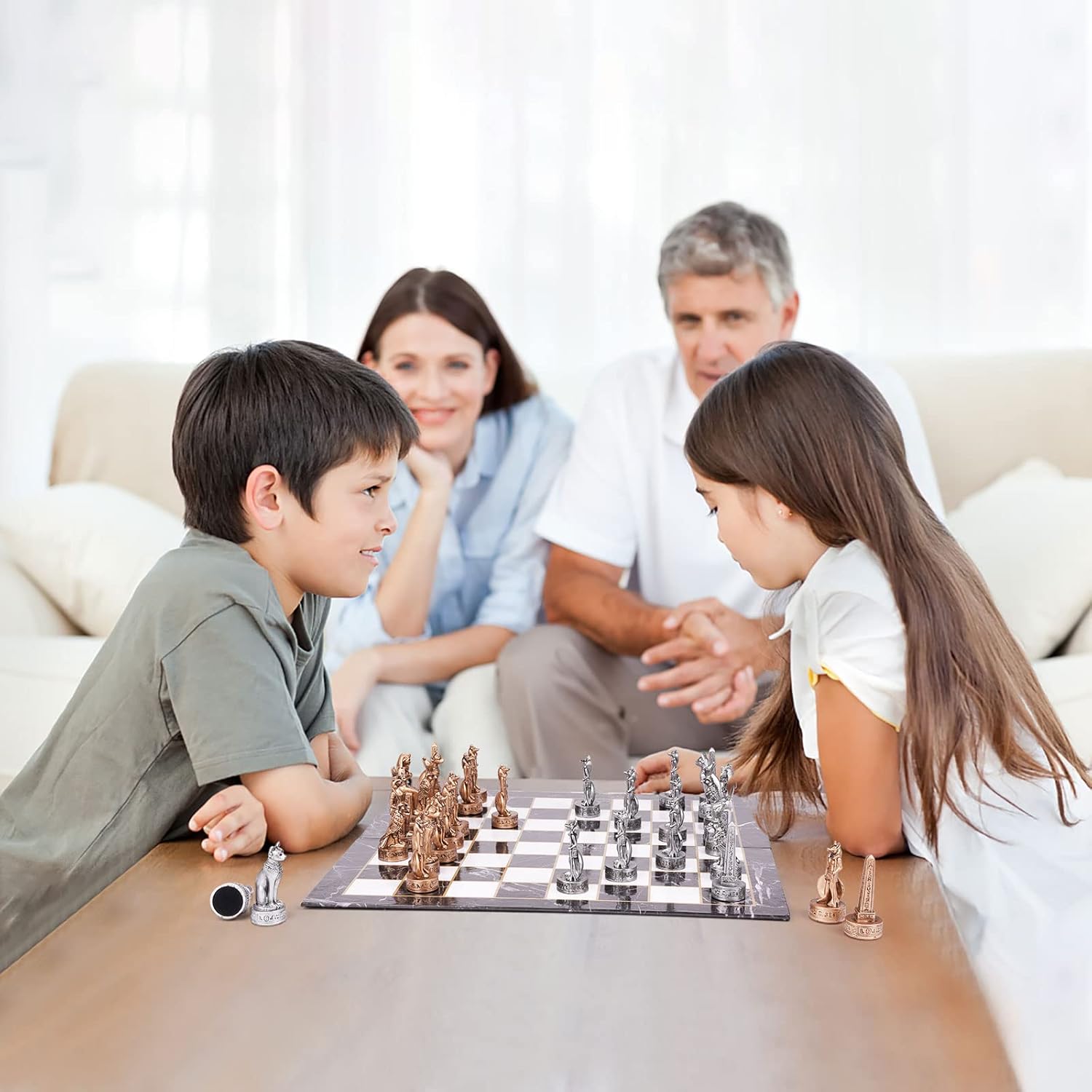 مجموعة شطرنج على الطراز المصري مقاس 15 انش للبالغين ولوح شطرنج من الورق المقوى كبير قابل للطي، قطع شطرنج ثلاثية الابعاد من الراتنج وفتحات تخزين، لاعبين، من اجيرلجل