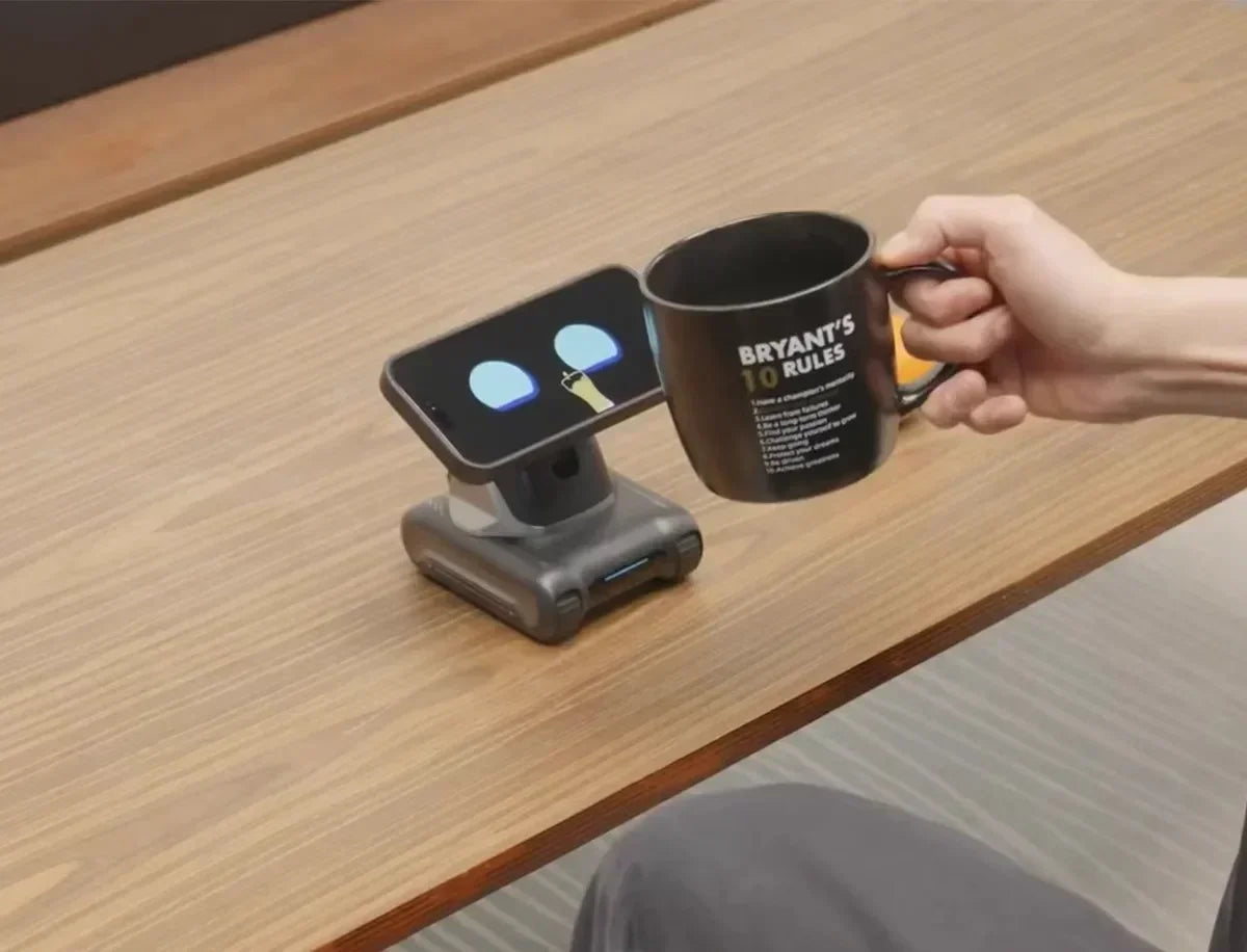 LOOI Emotional AI Companionship Wireless Charging Voice Dialogue Visual Recognition Children's Electronic Companion Rechargeable